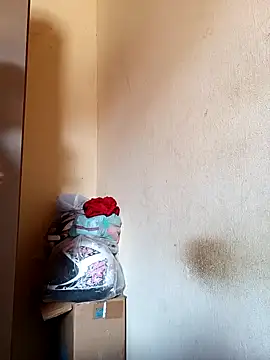 Nandasant09 online show from 02.22.25