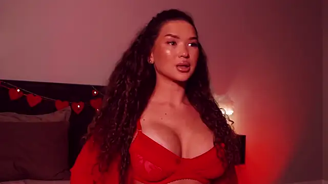 Denise Garciia online show from 02.18.25