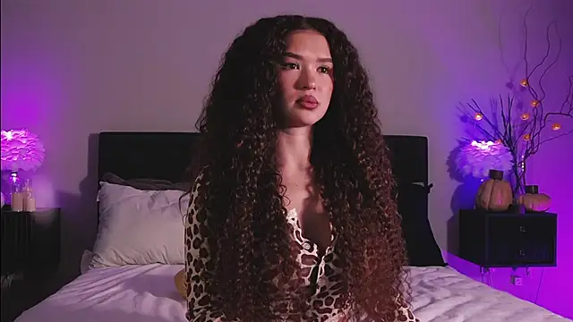 Denise Garciia online show from 11.12.25