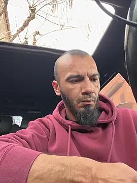 Snapshot of donnuozfutura chatting on 01.29.25 donnuozfutura online show from 01.29.25