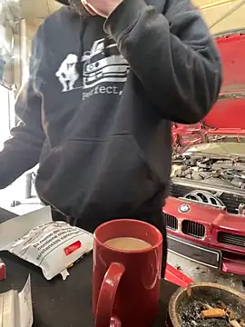 Snapshot of donnuozfutura chatting on 02.27.25 donnuozfutura online show from 02.27.25