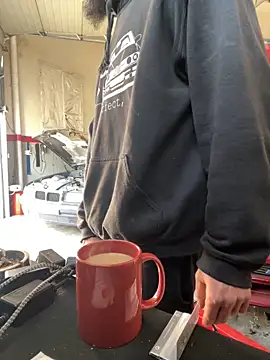 Snapshot of donnuozfutura chatting on 03.04.25 donnuozfutura online show from 03.04.25