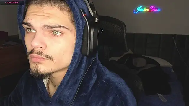 Snapshot of JordanShow chatting on 02.19.25 JordanShow online show from 02.19.25