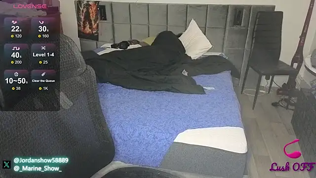 Snapshot of JordanShow chatting on 02.21.25 JordanShow online show from 02.21.25