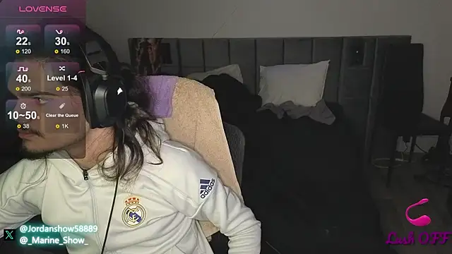 Snapshot of JordanShow chatting on 02.22.25 JordanShow online show from 02.22.25