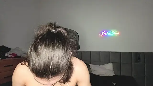 Snapshot of JordanShow chatting on 02.23.25 JordanShow online show from 02.23.25