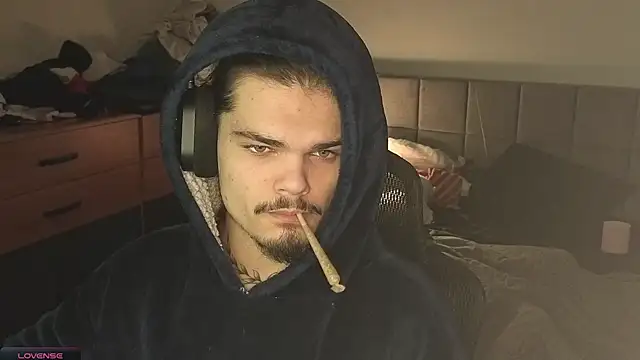 Snapshot of JordanShow chatting on 03.08.25 JordanShow online show from 03.08.25