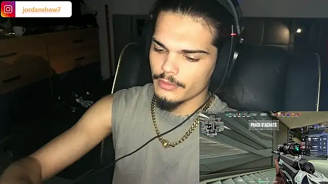 Snapshot of JordanShow chatting on 09.10.25 JordanShow online show from 09.10.25