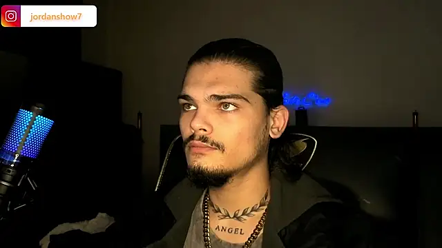 Snapshot of JordanShow chatting on 09.19.25 JordanShow online show from 09.19.25