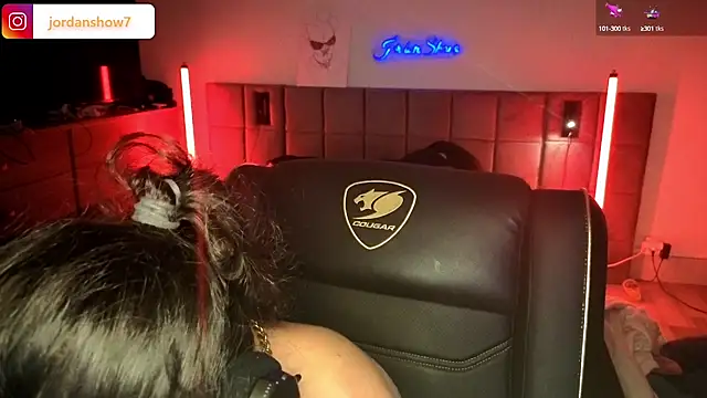 Snapshot of JordanShow chatting on 10.02.25 JordanShow online show from 10.02.25