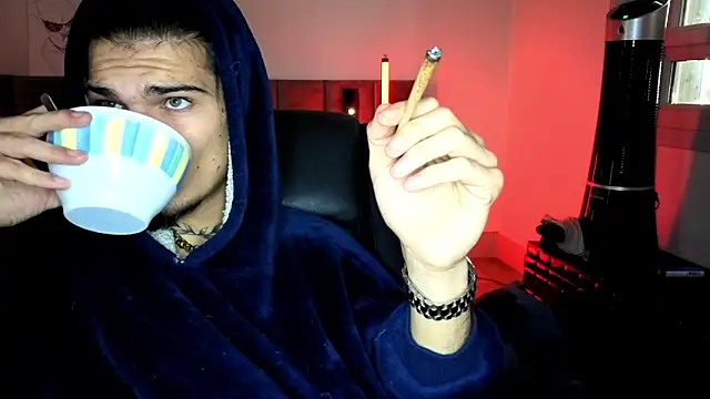 Snapshot of JordanShow chatting on 10.07.25 JordanShow online show from 10.07.25