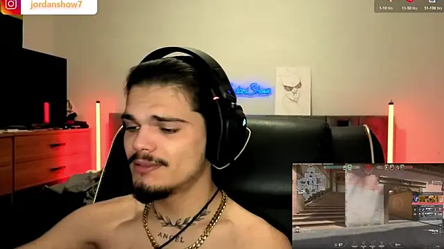Snapshot of JordanShow chatting on 11.02.25 JordanShow online show from 11.02.25