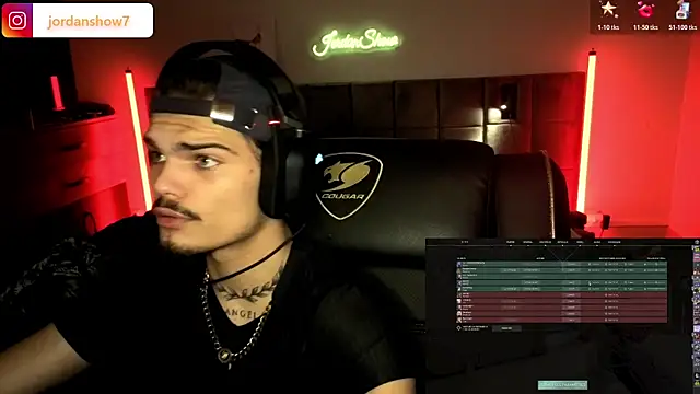 Snapshot of JordanShow chatting on 11.14.25 JordanShow online show from 11.14.25