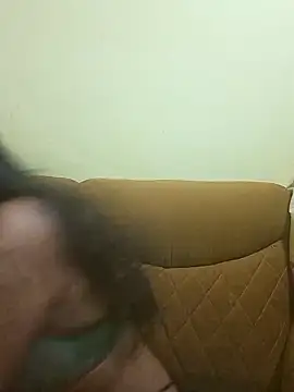 Snapshot of Nandinip2706 chatting on 03.25.26 Nandinip2706 online show from 03.25.26