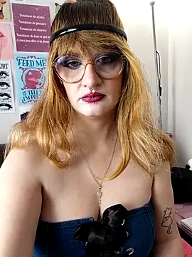 Snapshot of PrincesseMalicia chatting on 02.27.26 PrincesseMalicia online show from 02.27.26