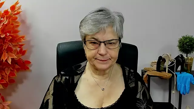 IrisDream online show from 11.19.25