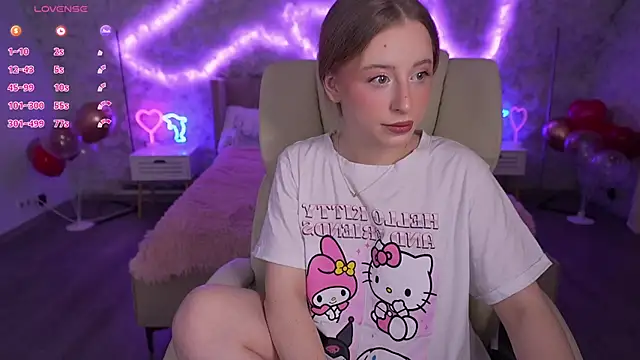 SilverrMoon online show from 02.18.25