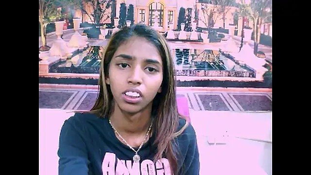 IndianSexySlender online show from 12.13.24