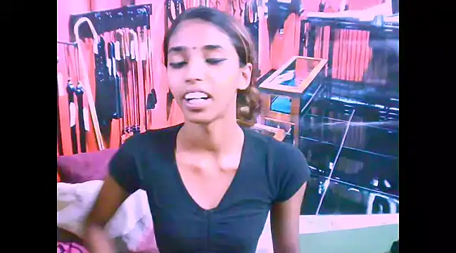 IndianSexySlender online show from 03.18.25