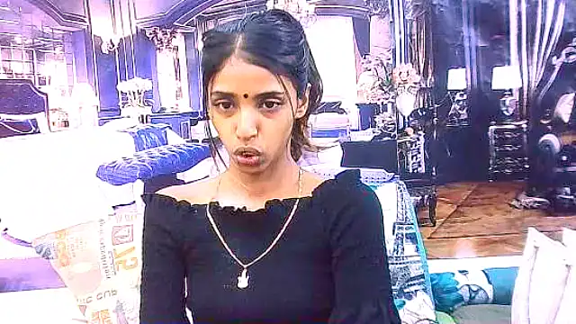 IndianSexySlender online show from 11.03.25