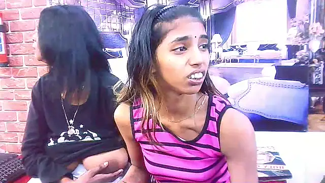 IndianSexySlender online show from 11.25.25