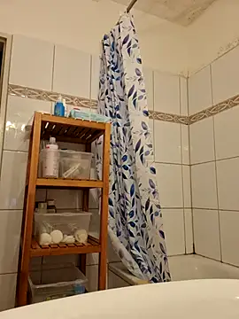 Snapshot of Josephine_LIVE chatting on 12.02.25 Josephine LIVE online show from 12.02.25