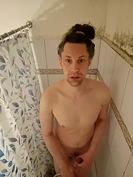 Snapshot of Josephine_LIVE chatting on 04.01.26 Josephine LIVE online show from 04.01.26