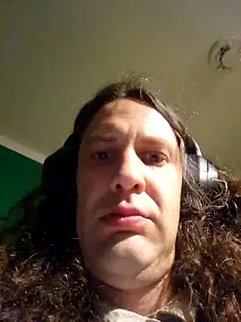 Snapshot of Josephine_LIVE chatting on 04.03.26 Josephine LIVE online show from 04.03.26