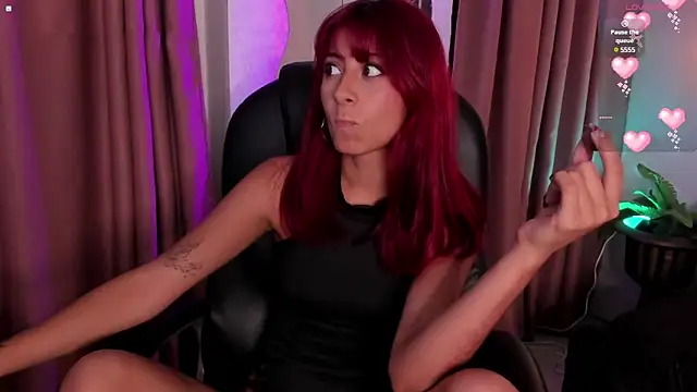 Snapshot of cloe__palmer chatting on 03.10.25 cloe palmer online show from 03.10.25