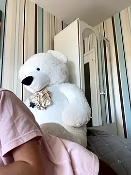 Liya my online show from 10.21.25