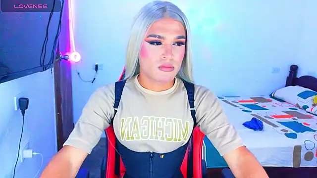 AllisonsweetZ online show from 04.07.26