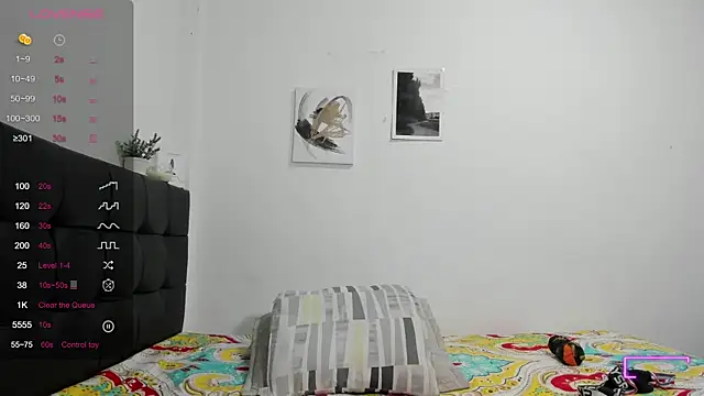 RoddyRich11 online show from 09.12.25