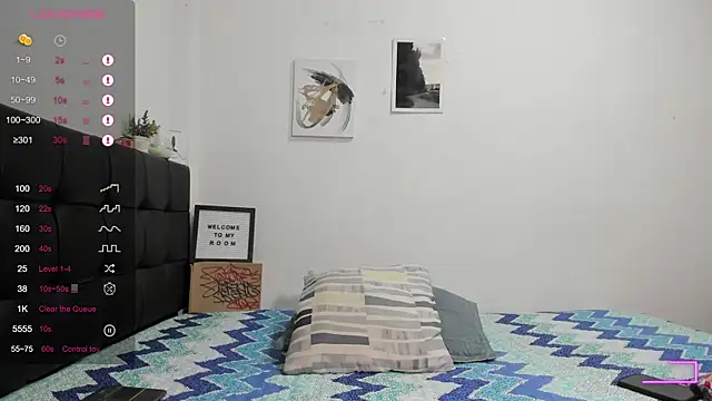 RoddyRich11 online show from 10.27.25