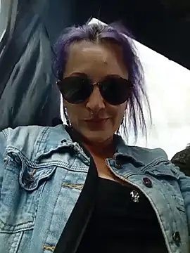 sophie banger online show from 11.26.25