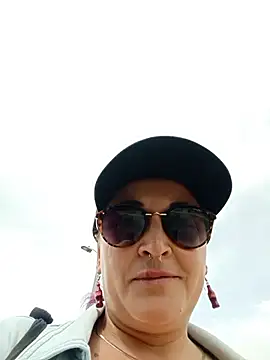 sophie banger online show from 07.19.26