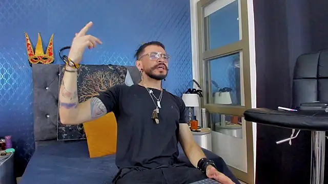 leondevereda online show from 02.02.25