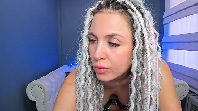 rock n roxy online show from 01.16.25