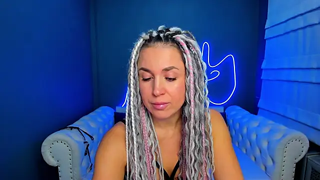 rock n roxy online show from 11.15.25