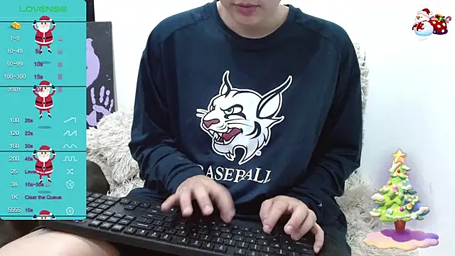 TRIXIE TANG28 online show from 12.15.24