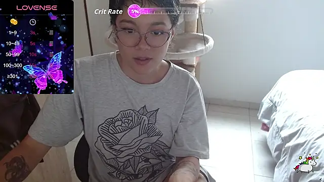 TRIXIE TANG28 online show from 10.09.25