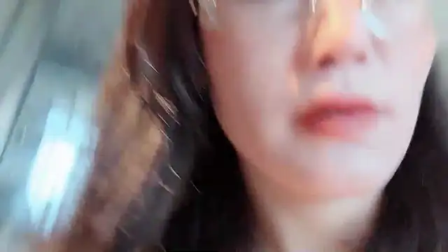 Krismil3 online show from 04.23.26