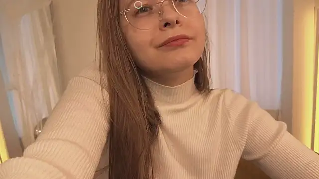 CassieCool online show from 11.02.25