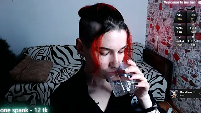 Miya Wey  online show from 12.21.24