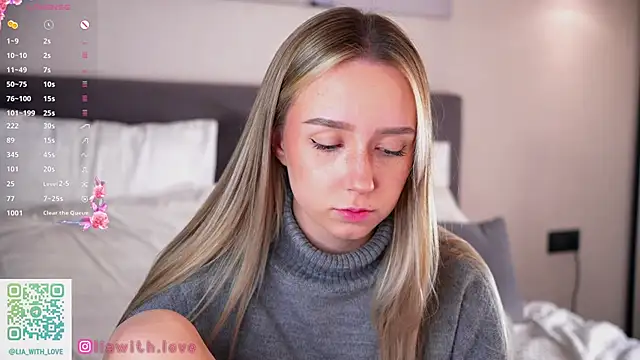 HollisBeckett online show from 09.30.25