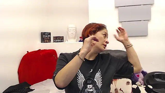 eva twiss online show from 04.19.26