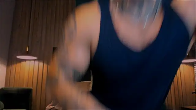 Snapshot of LeoSalvatore_ chatting on 02.26.25 LeoSalvatore online show from 02.26.25