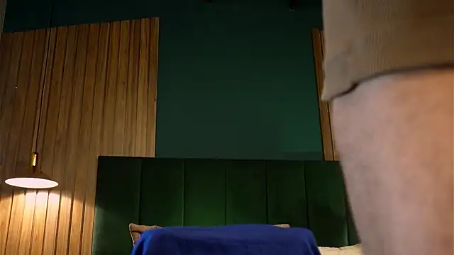 Snapshot of LeoSalvatore_ chatting on 03.11.25 LeoSalvatore online show from 03.11.25