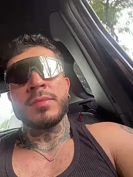 Snapshot of LeoSalvatore_ chatting on 03.14.25 LeoSalvatore online show from 03.14.25