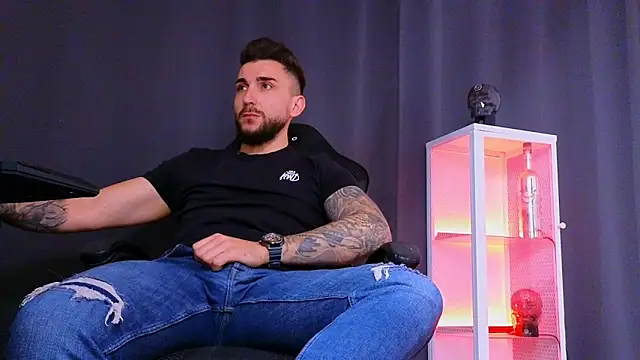 MightyAaron66 online show from 02.14.25