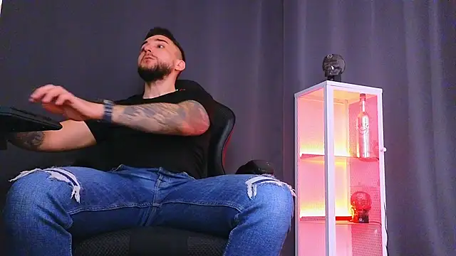 MightyAaron66 online show from 02.16.25